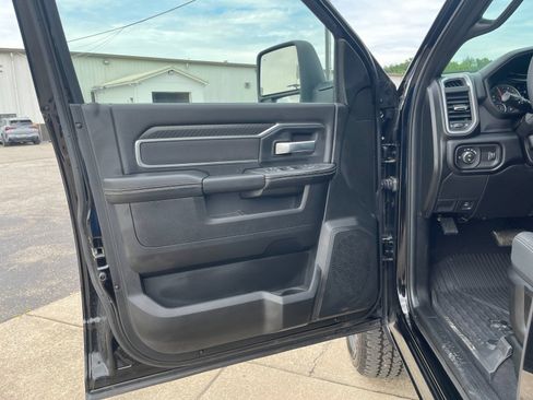 New 2026 RAM 2500 Big Horn AWD/4WD image 11