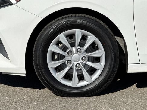Used 2024 Kia Forte LX FWD image 28