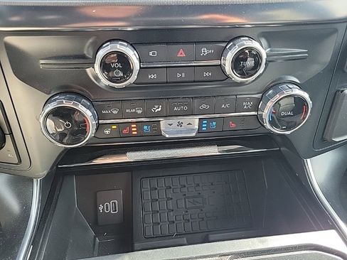 Used 2025 Ford F150 Raptor image 14