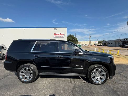 Used 2017 GMC Yukon Denali w/ Open Road Package RWD image 2