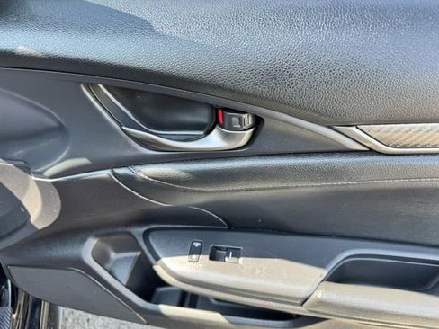 Used 2018 Honda Civic Sport Touring image 13