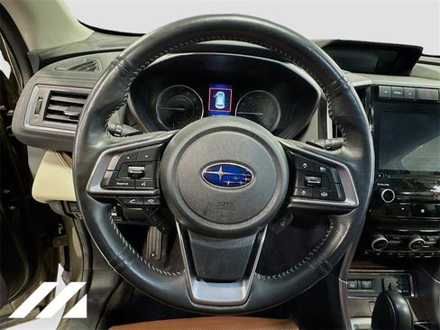 Used 2022 Subaru Ascent Touring w/ Popular Package #2A image 11