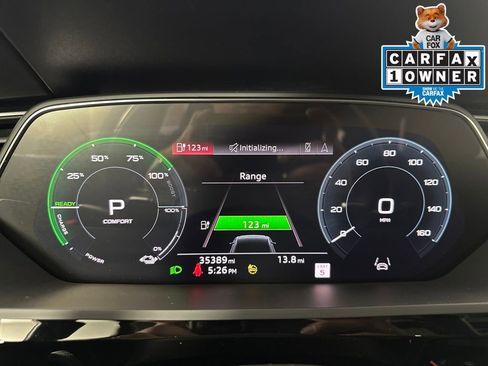 Used 2021 Audi e-tron Prestige w/ Prestige Package image 18