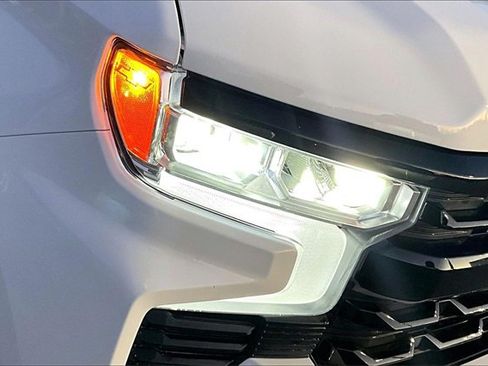 Used 2025 Chevrolet Silverado 1500 LT Trail Boss w/ Convenience Package II image 33