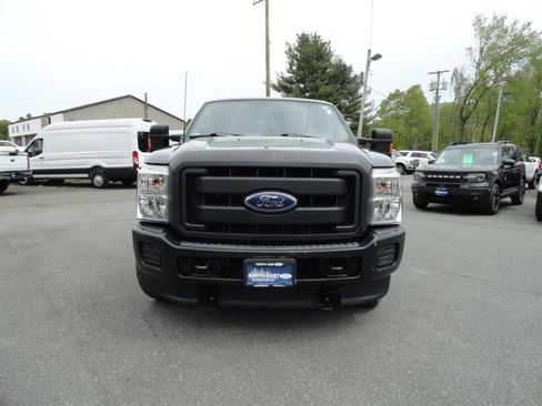 Used 2015 Ford F250 XL w/ Power Equipment Group AWD/4WD image 2