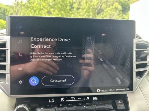 Used 2023 Toyota Sequoia Capstone AWD/4WD image 21