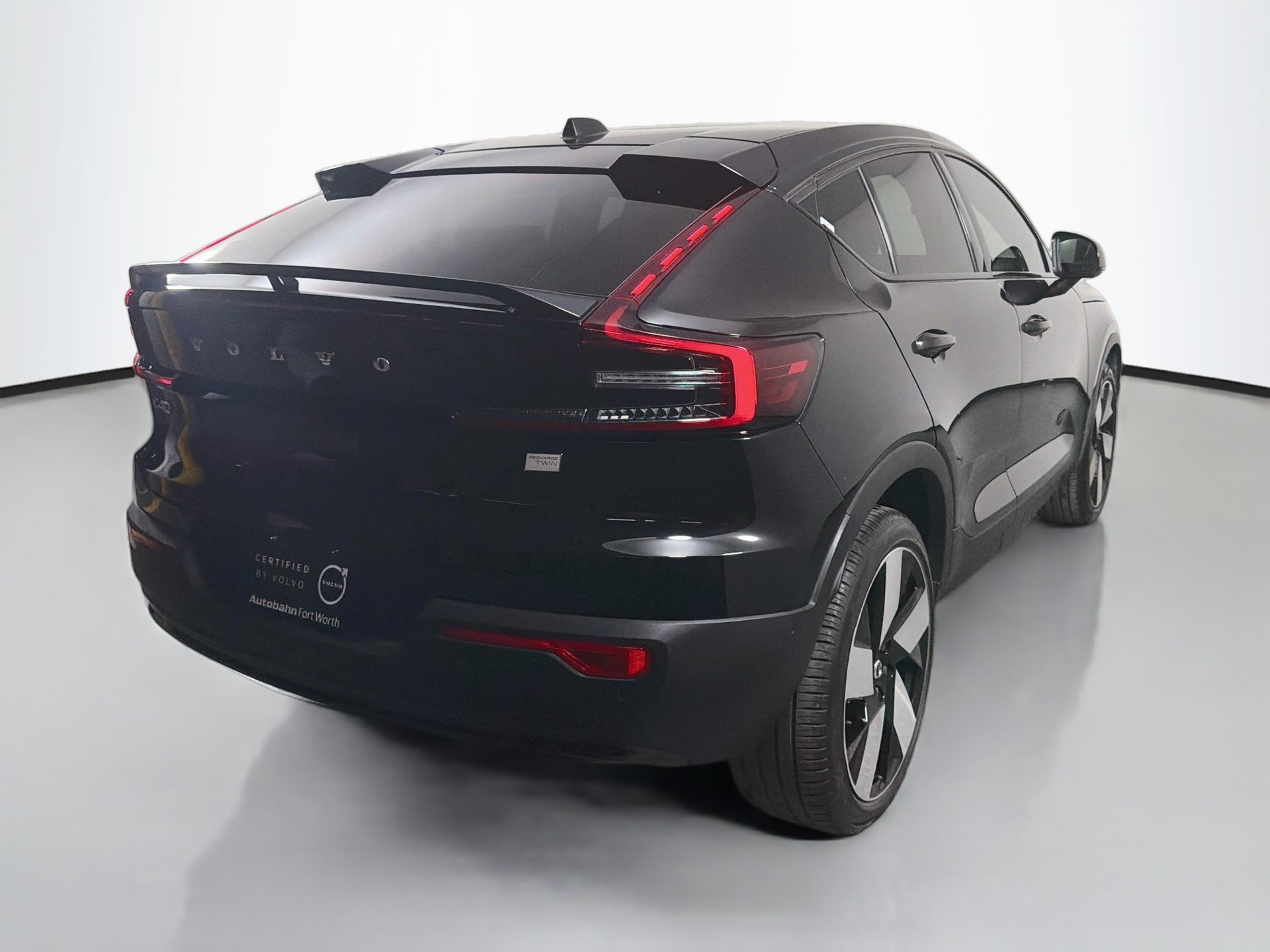 Certified 2023 Volvo C40 P8 Recharge Ultimate AWD/4WD image 6