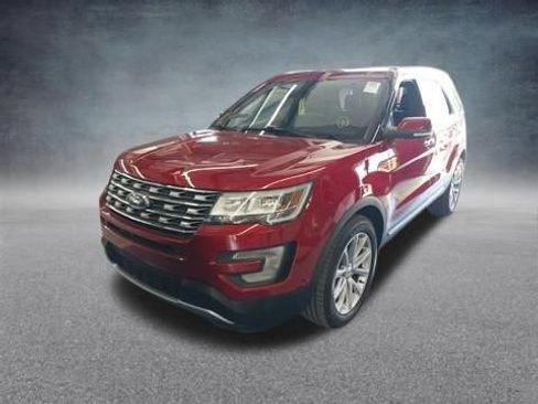 Used 2017 Ford Explorer Limited w/ Equipment Group 301A AWD/4WD image 39