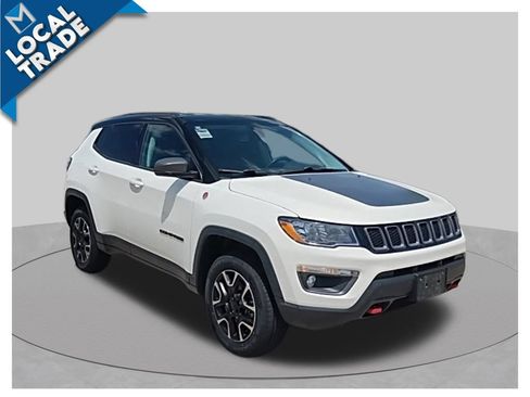 Used 2019 Jeep Compass Trailhawk AWD/4WD image 3
