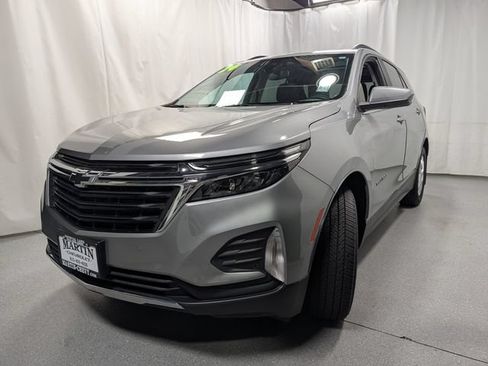 Used 2024 Chevrolet Equinox LT AWD/4WD image 7