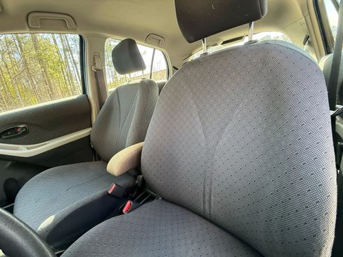 Used 2009 Toyota Yaris S image 6