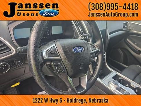 Used 2023 Ford Edge SEL AWD/4WD image 7