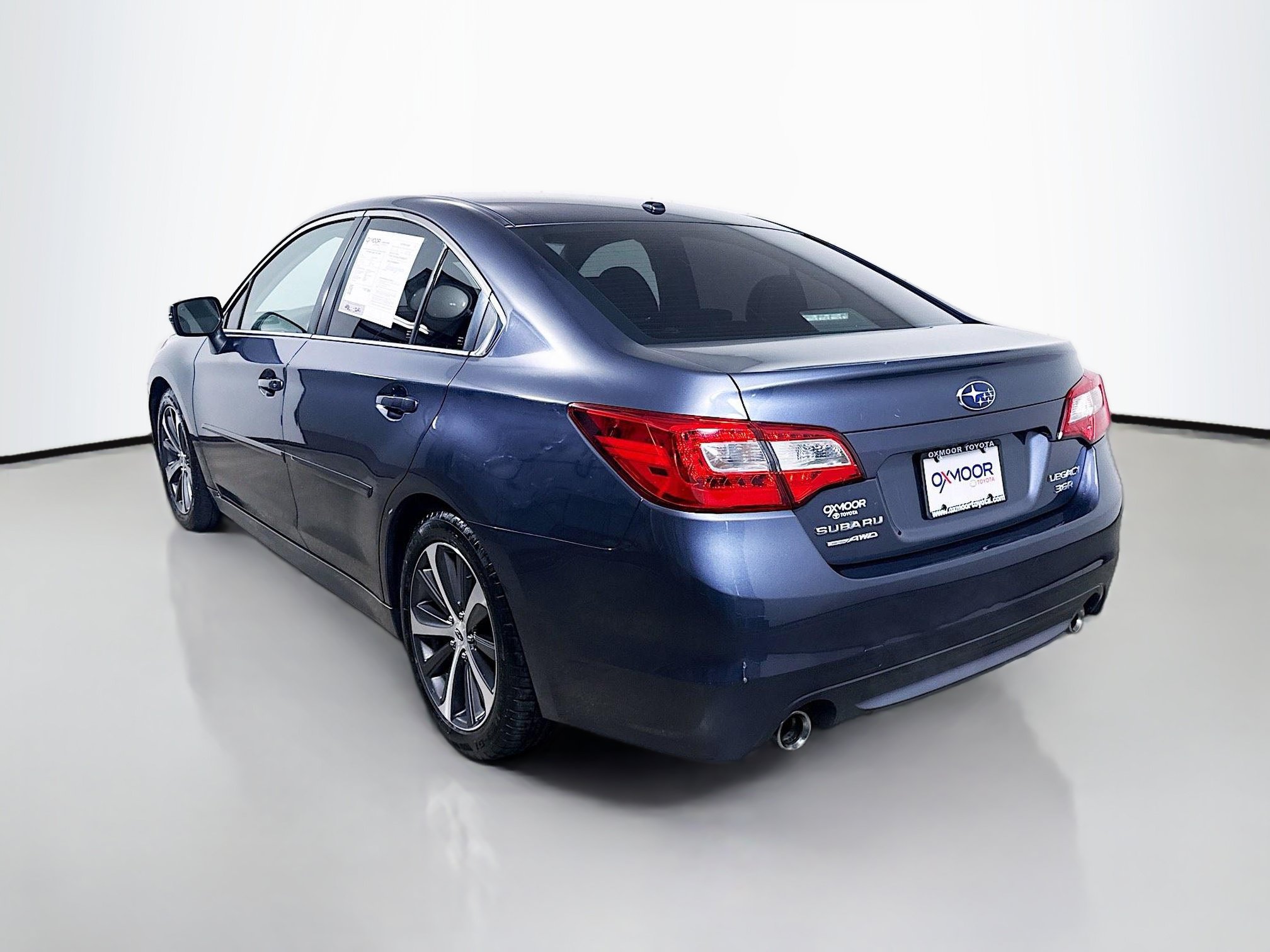 Used 2015 Subaru Legacy 3.6R Limited AWD/4WD image 5
