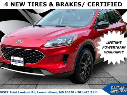 Certified 2020 Ford Escape SE