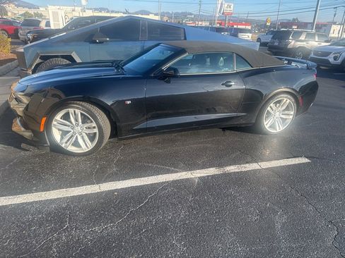 Used 2017 Chevrolet Camaro LT image 1