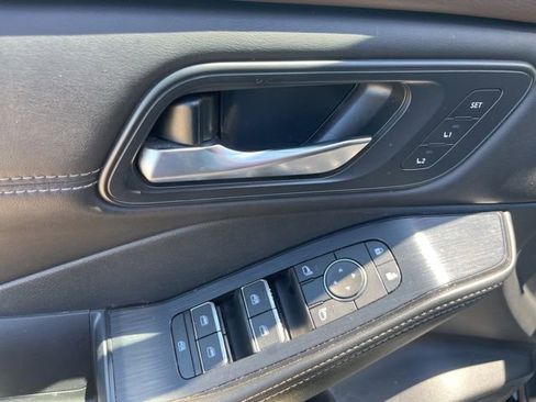 Used 2023 Nissan Rogue SL w/ SL Premium Package FWD image 11