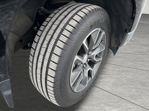 Used 2024 Chevrolet Silverado 1500 LT image 63