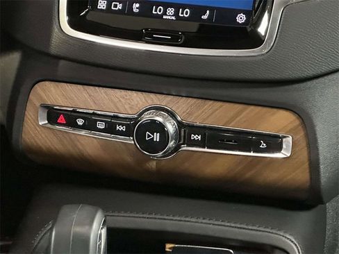 Used 2023 Volvo XC90 T8 Plus w/ Protection Package Premier image 20