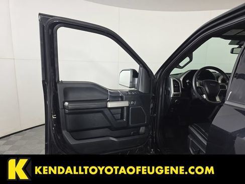 Used 2019 Ford F150 Lariat w/ Equipment Group 502A Luxury AWD/4WD image 24