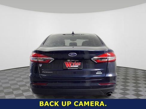 Used 2020 Ford Fusion SE image 5