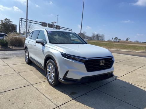 Used 2023 Honda CR-V EX image 2