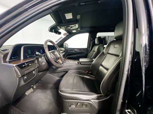 Used 2023 Cadillac Escalade ESV Premium Luxury AWD/4WD image 14