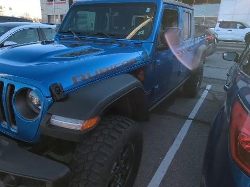 Used 2020 Jeep Gladiator Rubicon w/ Dual Top Group image 4