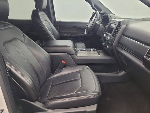 Used 2019 Ford Expedition Limited RWD image 21