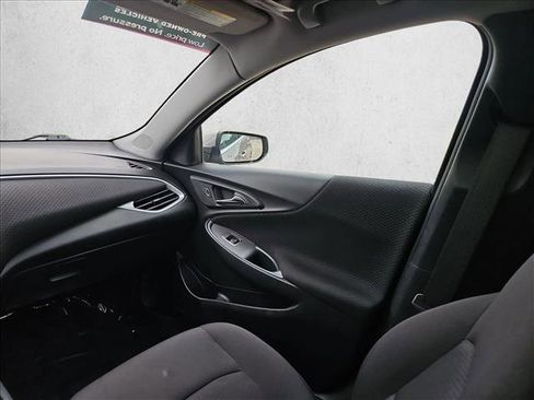 Used 2024 Chevrolet Malibu LT FWD image 3