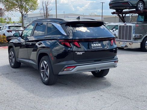 Certified 2025 Hyundai Tucson SEL AWD/4WD image 5