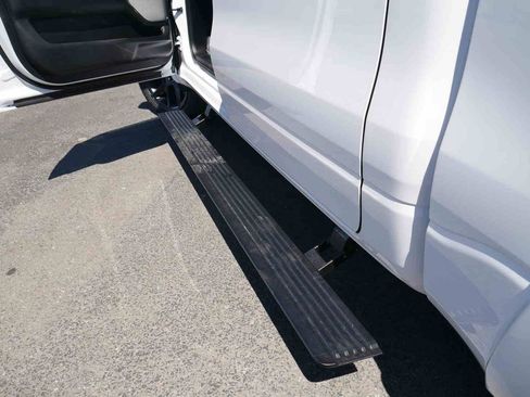 New 2026 RAM 1500 Laramie w/ Night Edition AWD/4WD image 15
