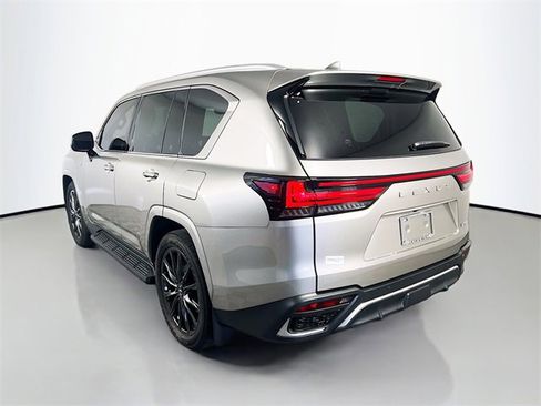 Used 2024 Lexus LX 600 F Sport image 5