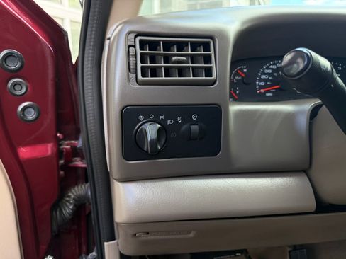 Used 2004 Ford F350 Lariat AWD/4WD image 30