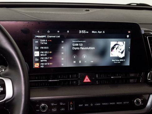 Certified 2025 Kia Sportage SX FWD image 22