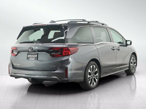 Used 2025 Honda Odyssey Elite image 5