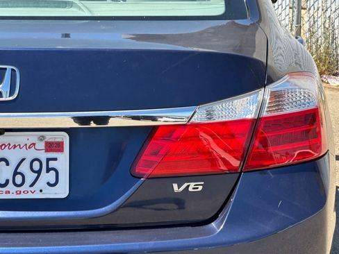 Used 2014 Honda Accord EX-L image 21