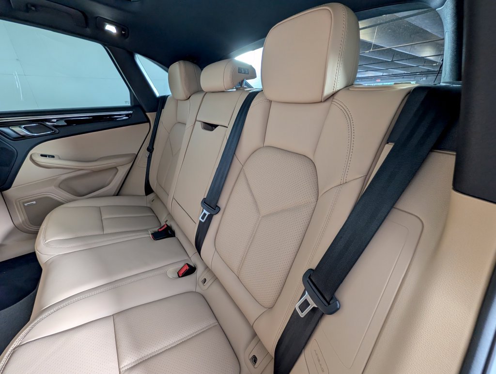 New 2026 Porsche Macan AWD/4WD image 24