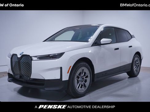 Used 2023 BMW iX xDrive50 AWD/4WD image 1