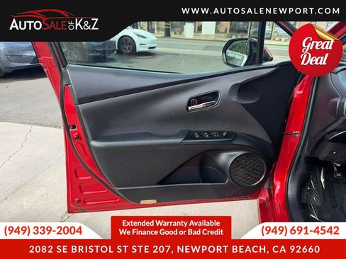 Used 2016 Toyota Prius Three FWD image 26