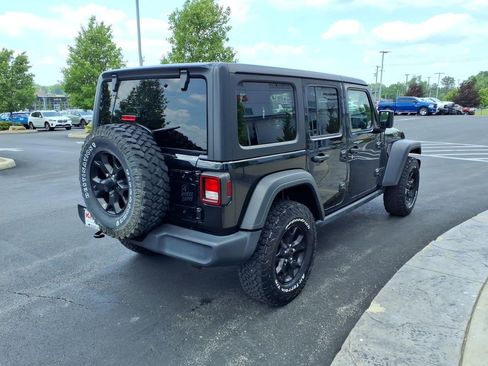 Used 2021 Jeep Wrangler Unlimited Sport AWD/4WD image 6