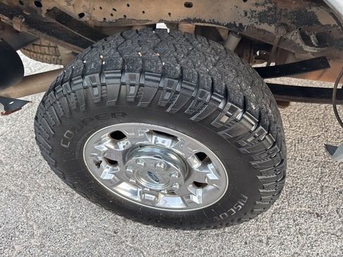 Used 2016 Ford F250 XLT w/ XLT Premium Package image 19