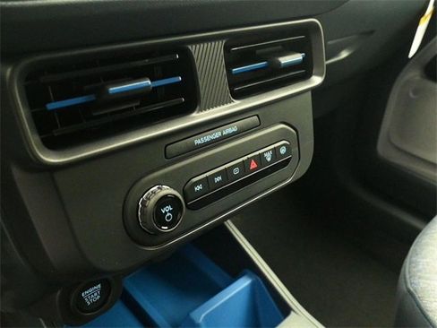 New 2026 Ford Maverick XLT image 17