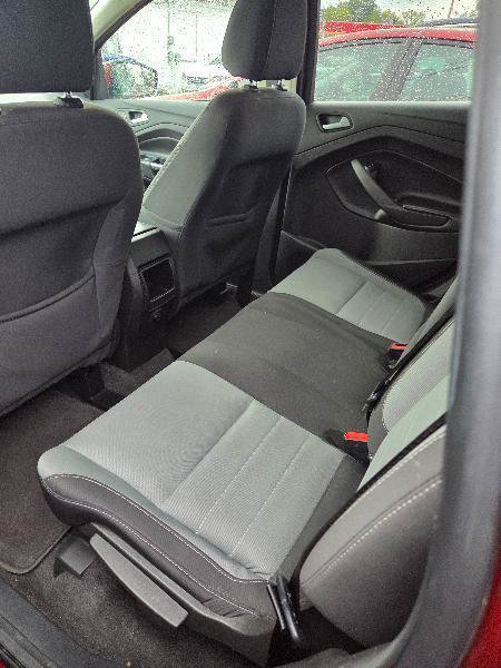 Used 2015 Ford Escape SE FWD image 13
