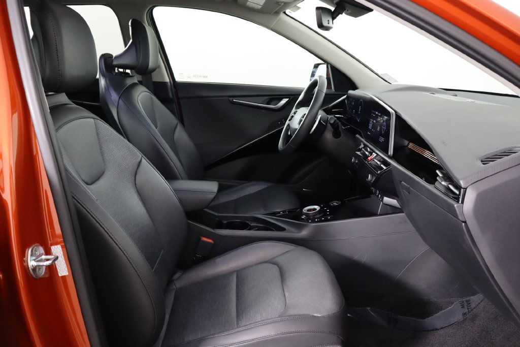 Used 2023 Kia Niro Wave FWD image 18