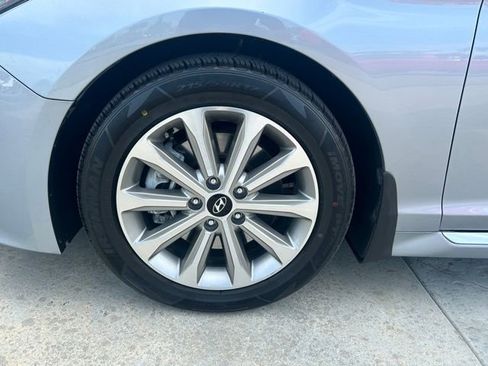 Used 2017 Hyundai Sonata Limited w/ Ultimate Package 04 image 34
