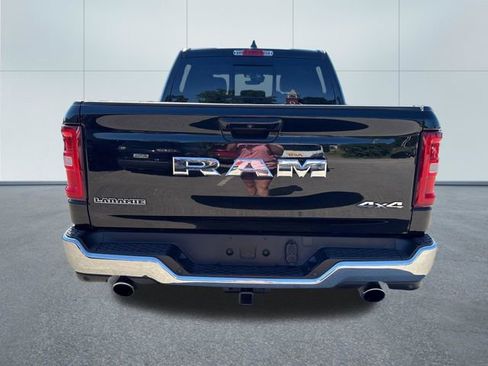 Used 2025 RAM 1500 Laramie AWD/4WD image 3