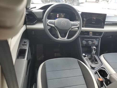 Certified 2025 Volkswagen Taos S AWD/4WD image 11