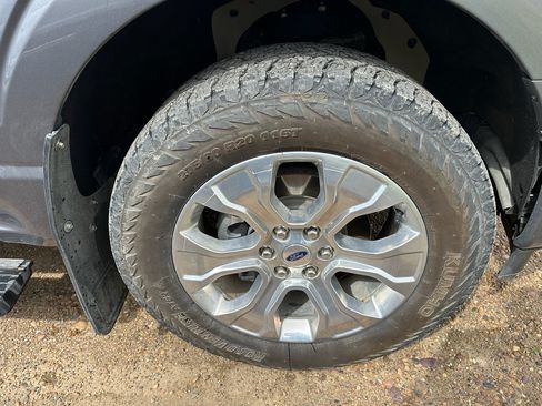 Used 2021 Ford F150 Platinum w/ Equipment Group 701A High AWD/4WD image 34