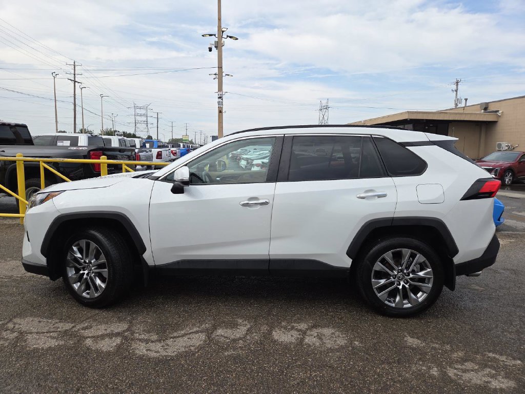 Used 2024 Toyota RAV4 Limited FWD image 12