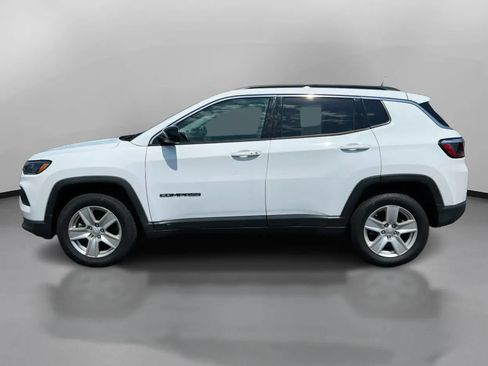 Used 2022 Jeep Compass Latitude AWD/4WD image 15